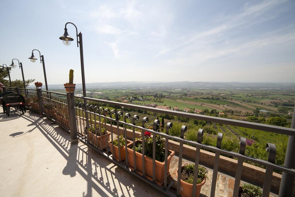La Luma Hotel Montecosaro  Eksteriør bilde
