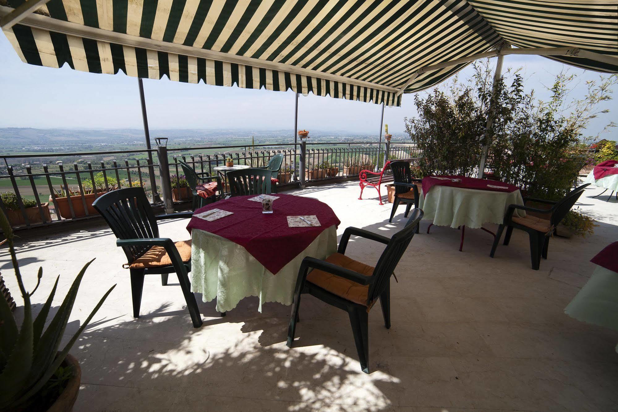 La Luma Hotel Montecosaro  Eksteriør bilde